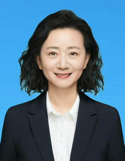 黄　薇